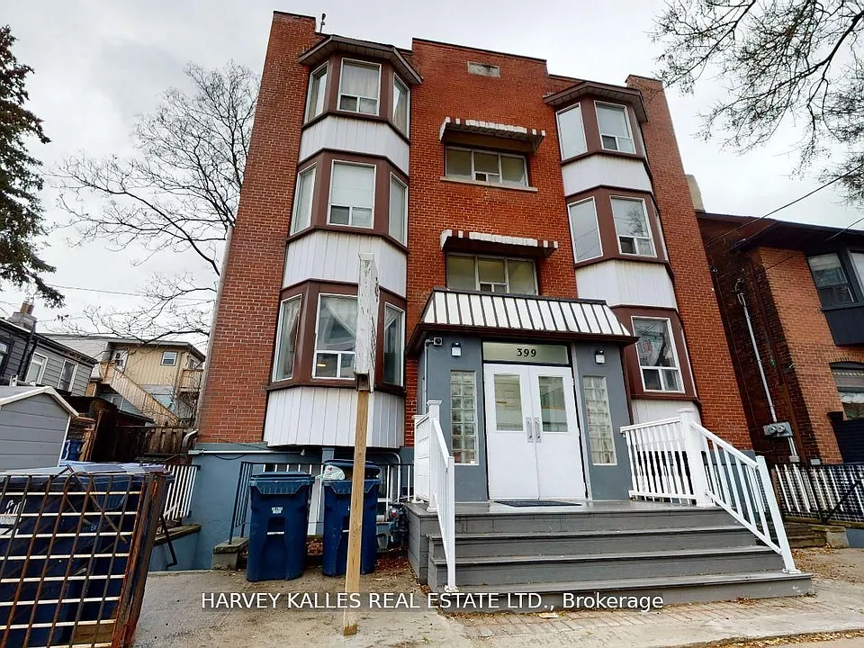 399 Dupont St #304