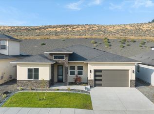 6678 W 24th Ave, Kennewick, WA