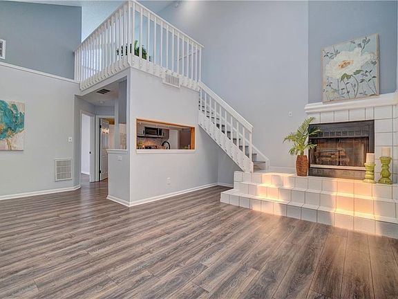 4th image of 4129 Laurel Green Cir