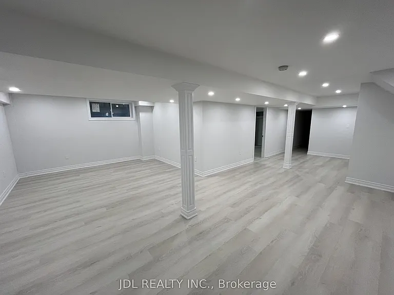 82 Puccini Dr — Photo 9