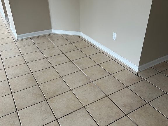 2nd image of 13376 Egret Key Ln
