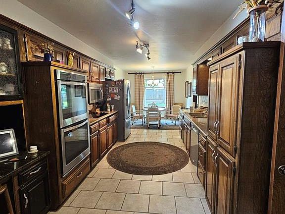 5th image of 13337 Apple Valley Dr
