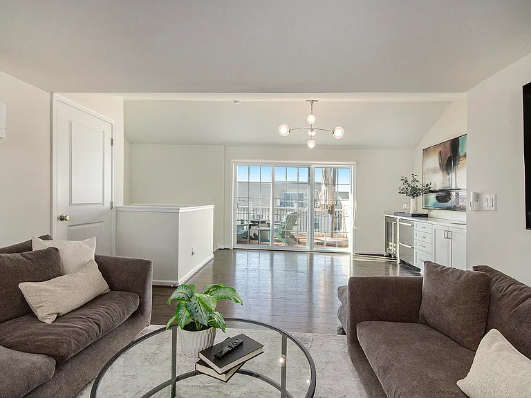 2822 Purley Ave — Photo 35