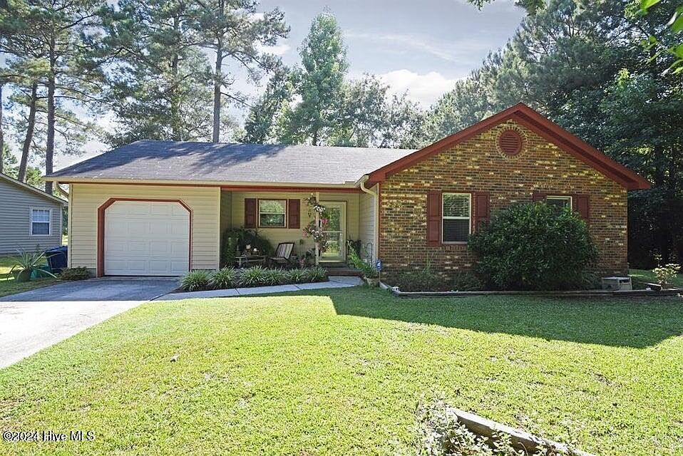 1st image of 503 Maplehurst Dr