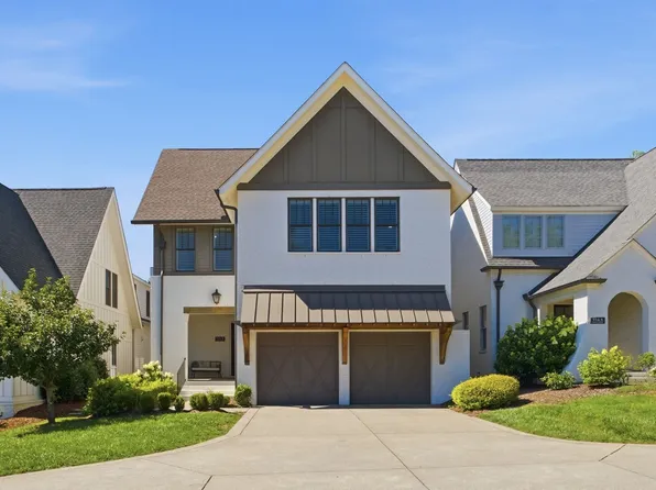 916B Gale Ln, Nashville, TN 37204