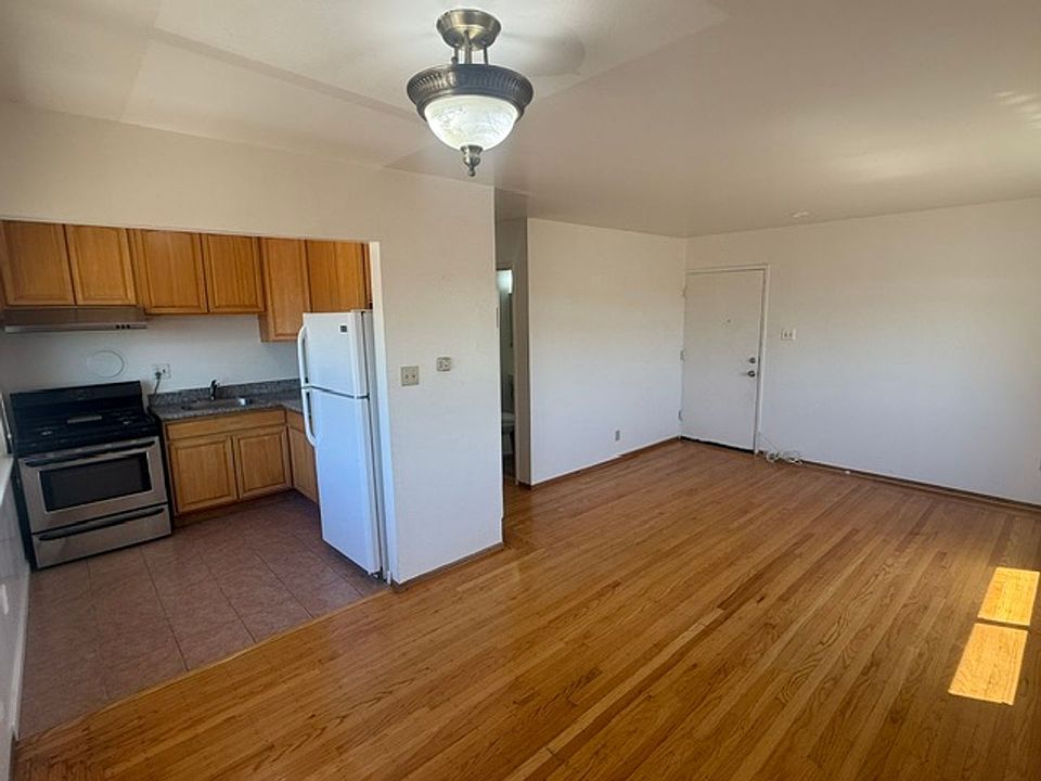 1st image of 5124 McBryde Ave #5130