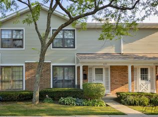 4191 Brentwood Ln, Waukegan, IL 60087