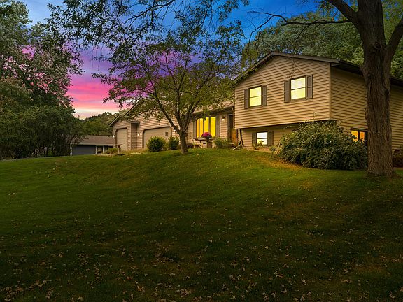 3rd image of N5906 Park Dr