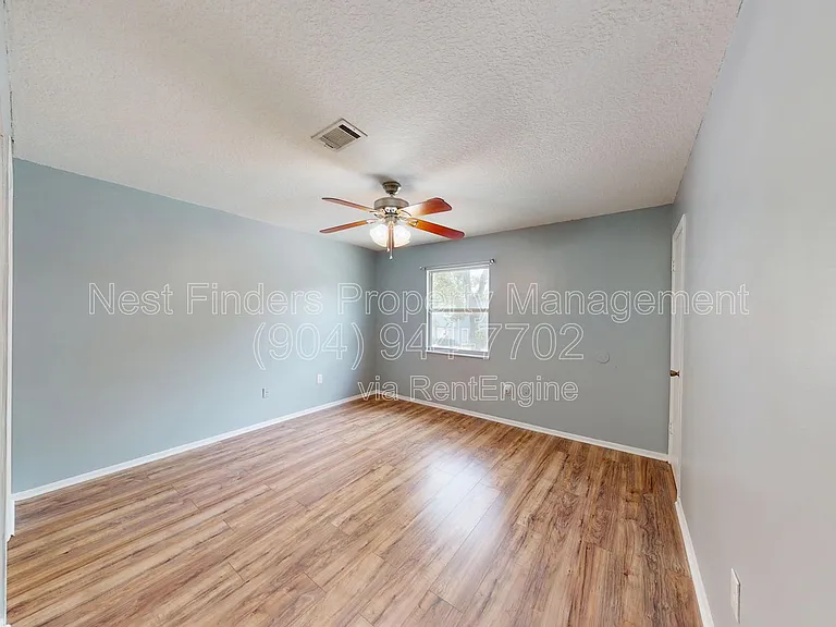 11406 Bedford Oaks Dr — Photo 14