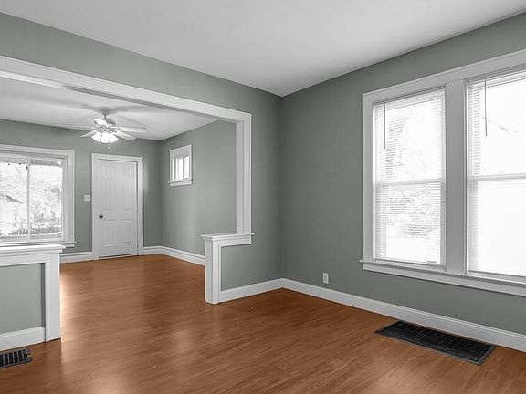 5th image of 236 E Hudson St #236