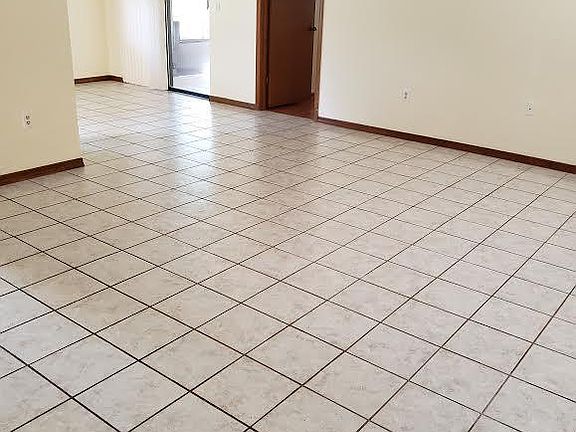 5th image of 11365 SE 75th Ct