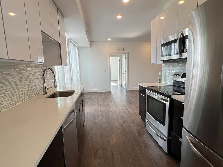 1427 Melon St #501 — Photo 9