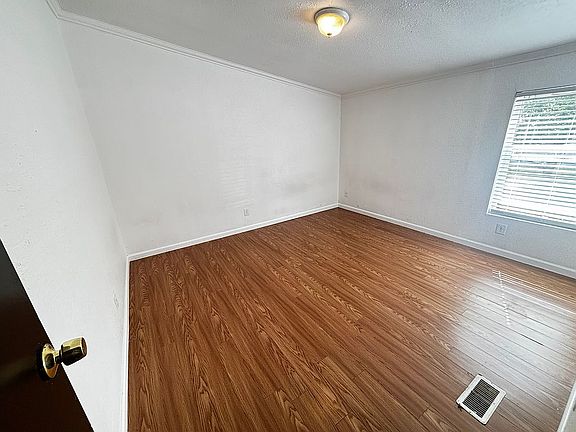 3rd image of 31858 N 6th Ave