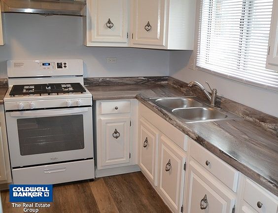 4th image of 18 Fernwood Dr #D