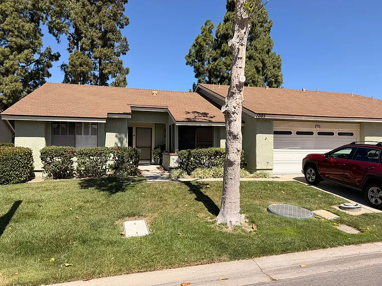 17105 Village 17 — Photo 1