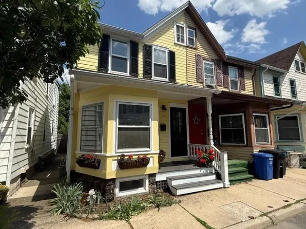 146 George St, Lambertville City, NJ 08530