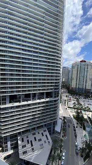 2nd image of 218 SE 14th St #2102-334