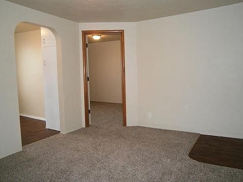 3rd image of 531 N Holly St APT B