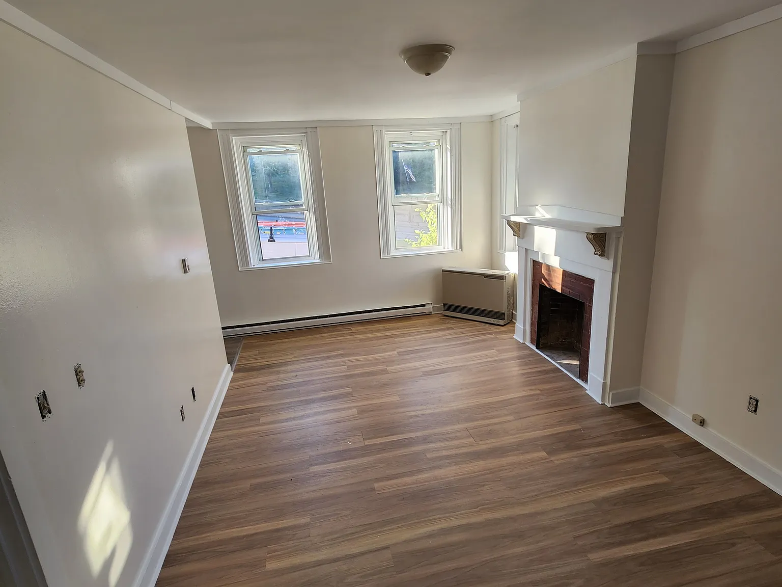2 bed, 1100 sqft, $1,795 — Photo 3