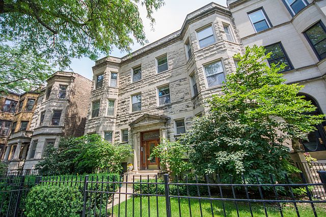 1st image of 5327 N Winthrop Ave APT 3N