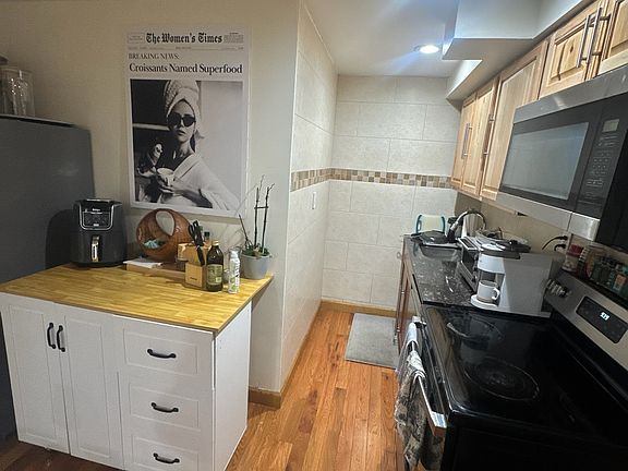 3rd image of 388 3rd Ave APT 2