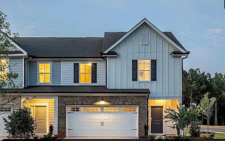 403 Glen Clova Dr — Photo 1
