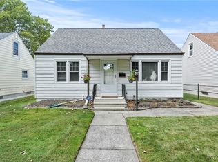 3336 C St, Niagara Falls, NY 14303