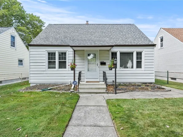 3336 C St, Niagara Falls, NY 14303