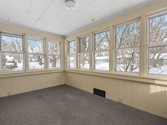 2nd image of 705 Dayton Ave