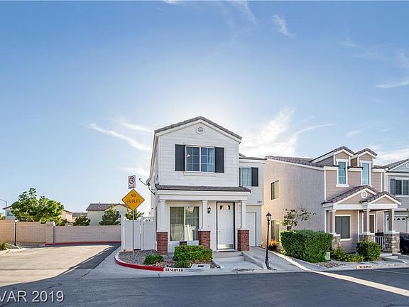 3rd image of 10474 Violet Pearl St