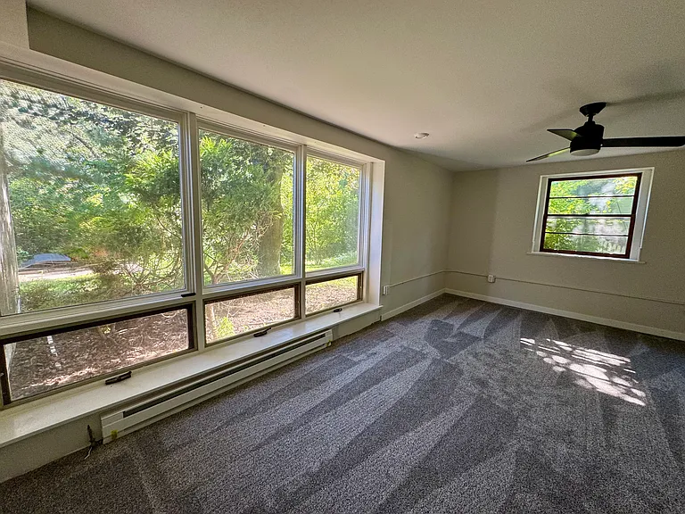 1758 Venus Ave — Photo 3