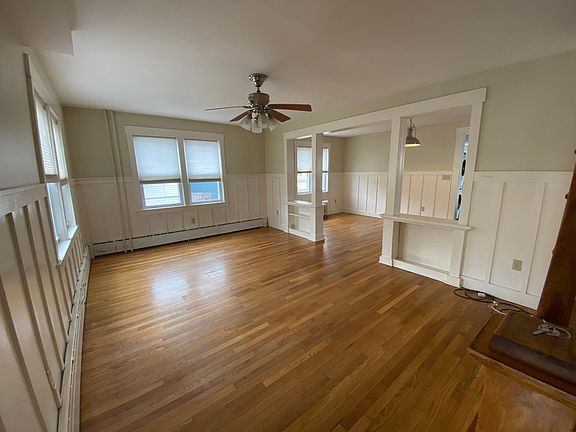 2nd image of 23 Jumel Pl