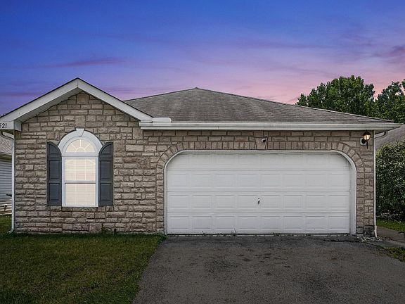 2nd image of 1521 Wales Pl