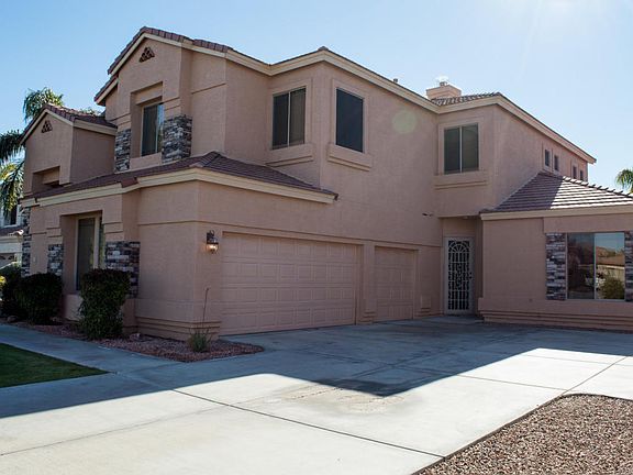 2nd image of 2453 W Spruce Dr