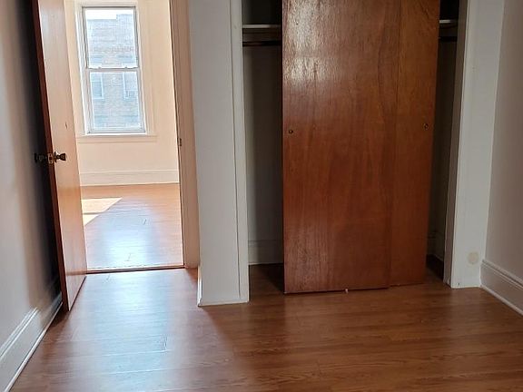 3rd image of 7035 66th St APT 3L