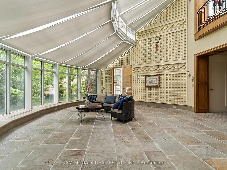 9 Flaherty Ln — Photo 18