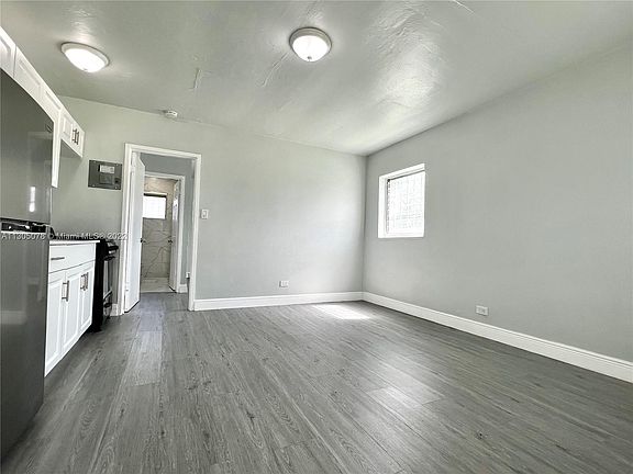 2nd image of 2901 NW 18th St APT 23