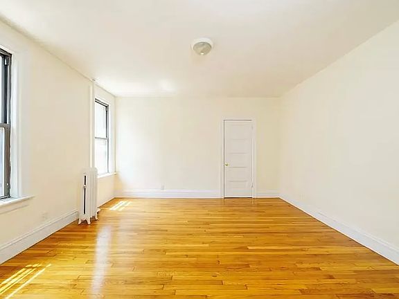 2nd image of 201 E 30th St APT 67