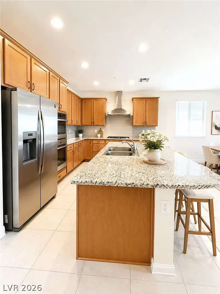 4 bed, 3.0 bath, 2151 sqft, $2,490 — Photo 2