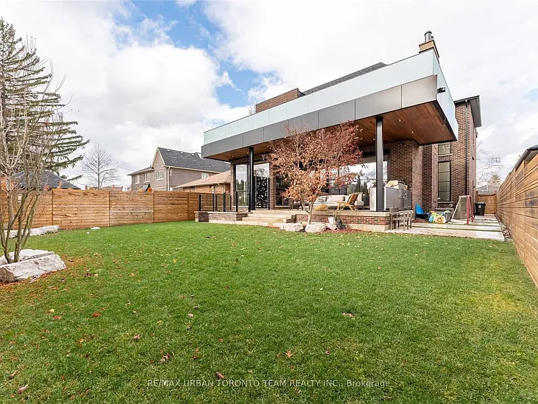 39 Cardigan Rd — Photo 39