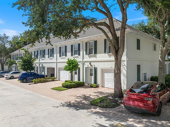 2nd image of 336 Legare Court