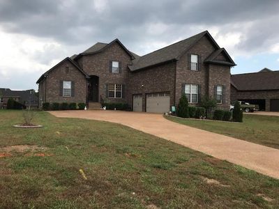 1043 Tower Hill Ln, Hendersonville, TN, 37075
