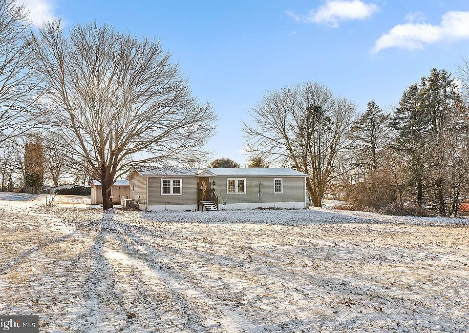 1st image of 21 Morris Dr