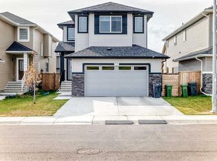 772 N Edgefield Cres, Strathmore, AB T1P 0G2