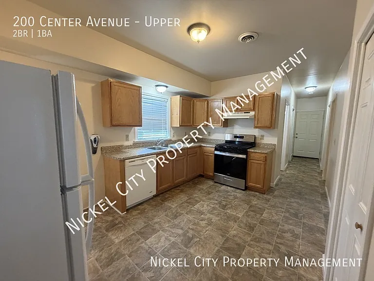 200 Center Ave #UPPER — Photo 6