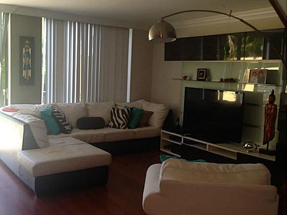 5th image of 3623 Estepona Ave #00