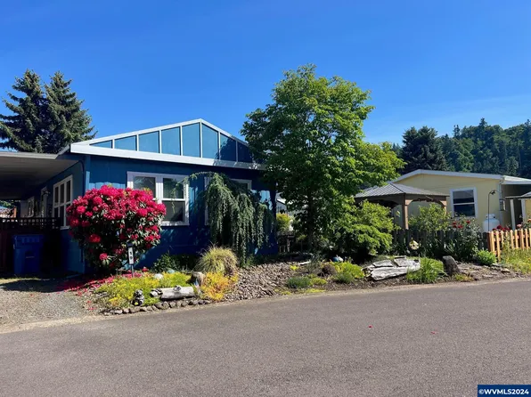 1307 S Water St Unit 19, Silverton, OR 97381