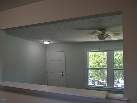 5th image of 3927 Windemere Dr