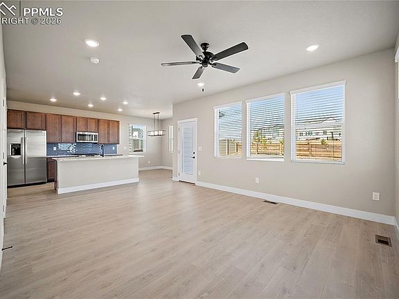 7th image of this home