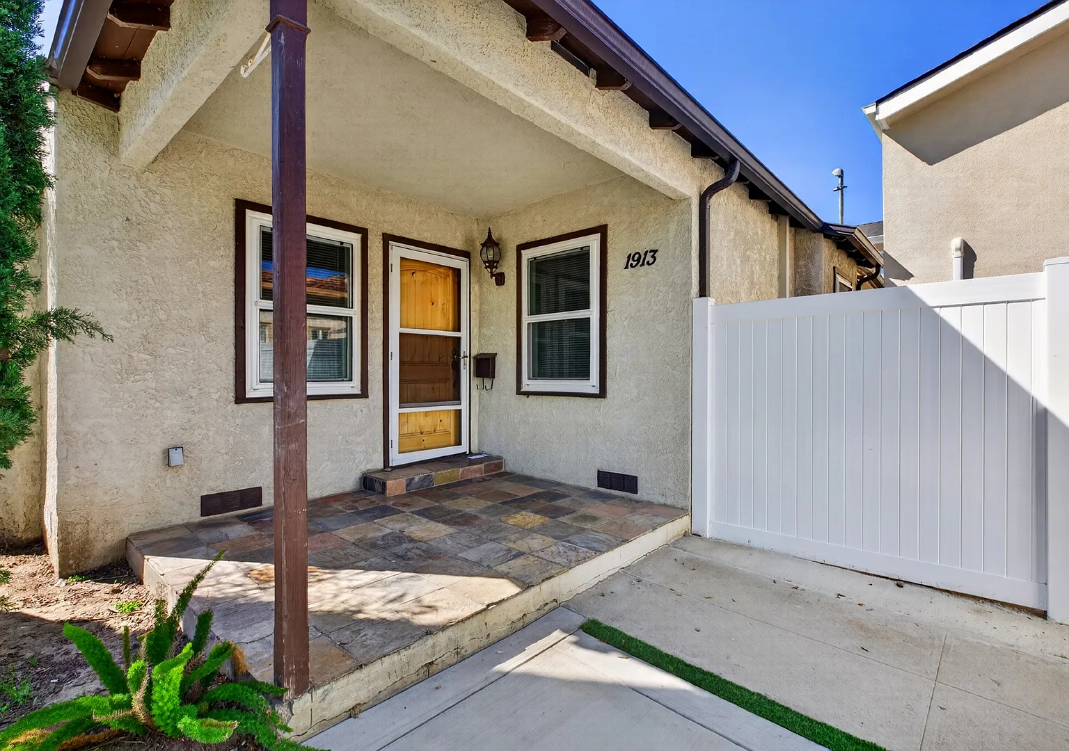 3 bed, 1743 sqft, $5,300 — Photo 1